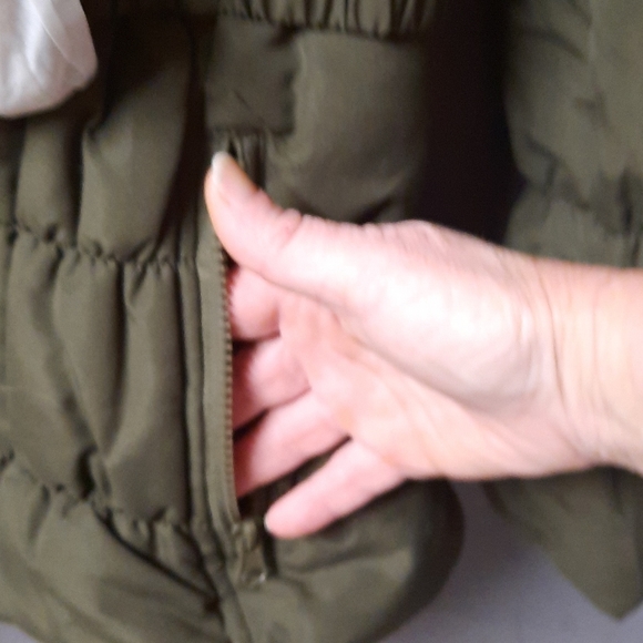 Fur hooded❣ last one Parka puffer jacket with belt - Picture 13 of 16